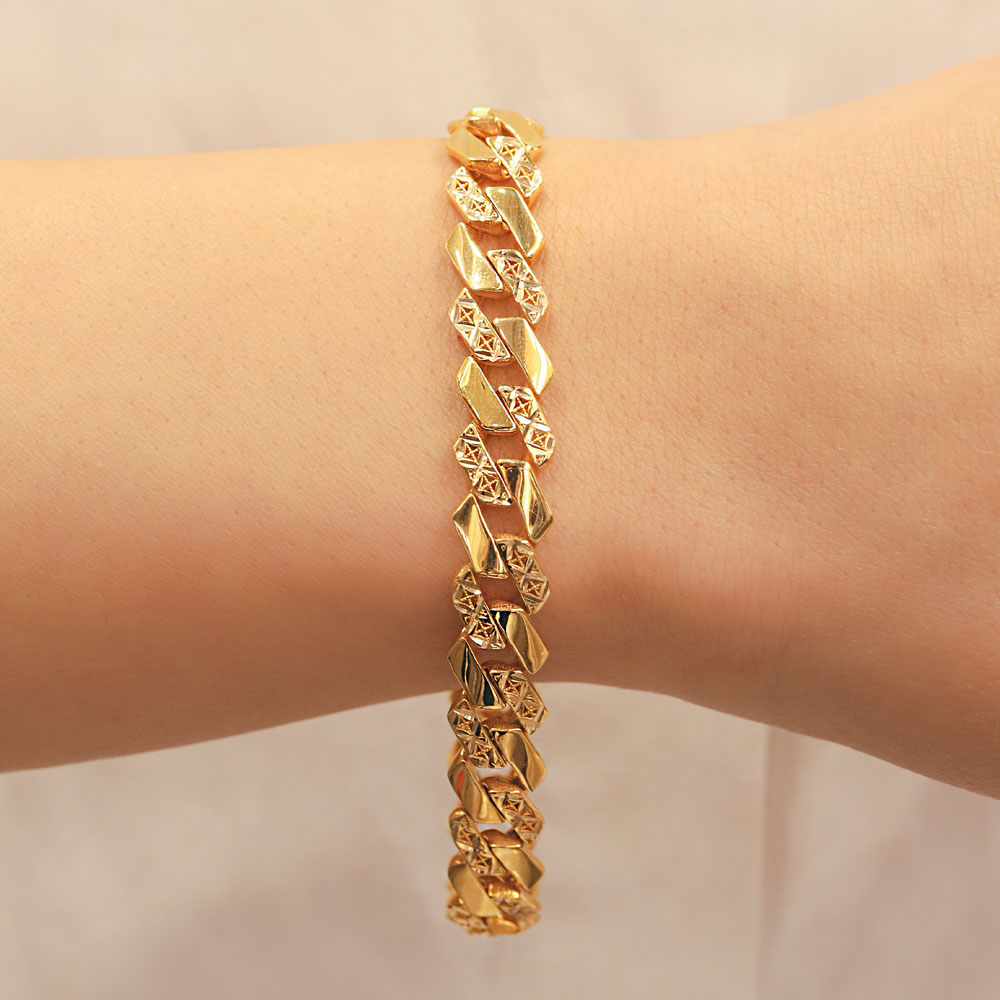 14 Ayar Altın 22 Ayar Görünümlü Gurmet Bileklik