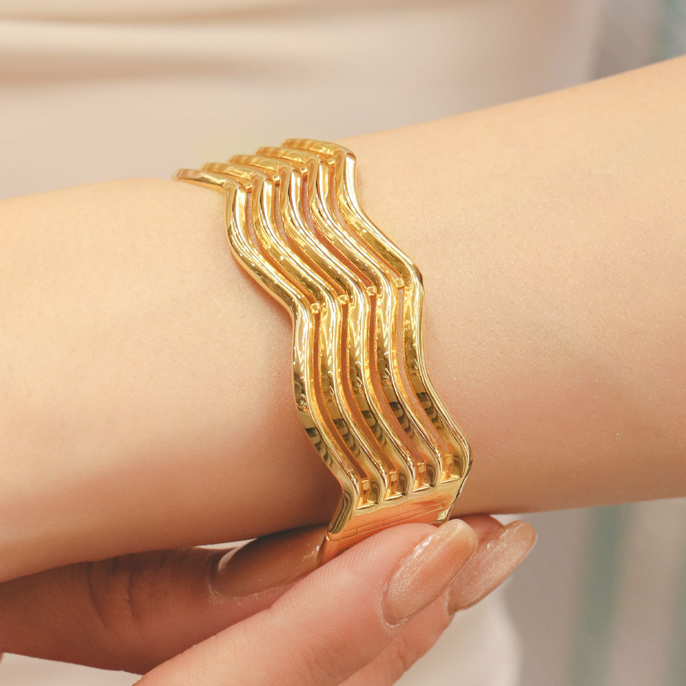 14 Ayar Altın 5 Sıra Zikzak Kelepçe Bilezik