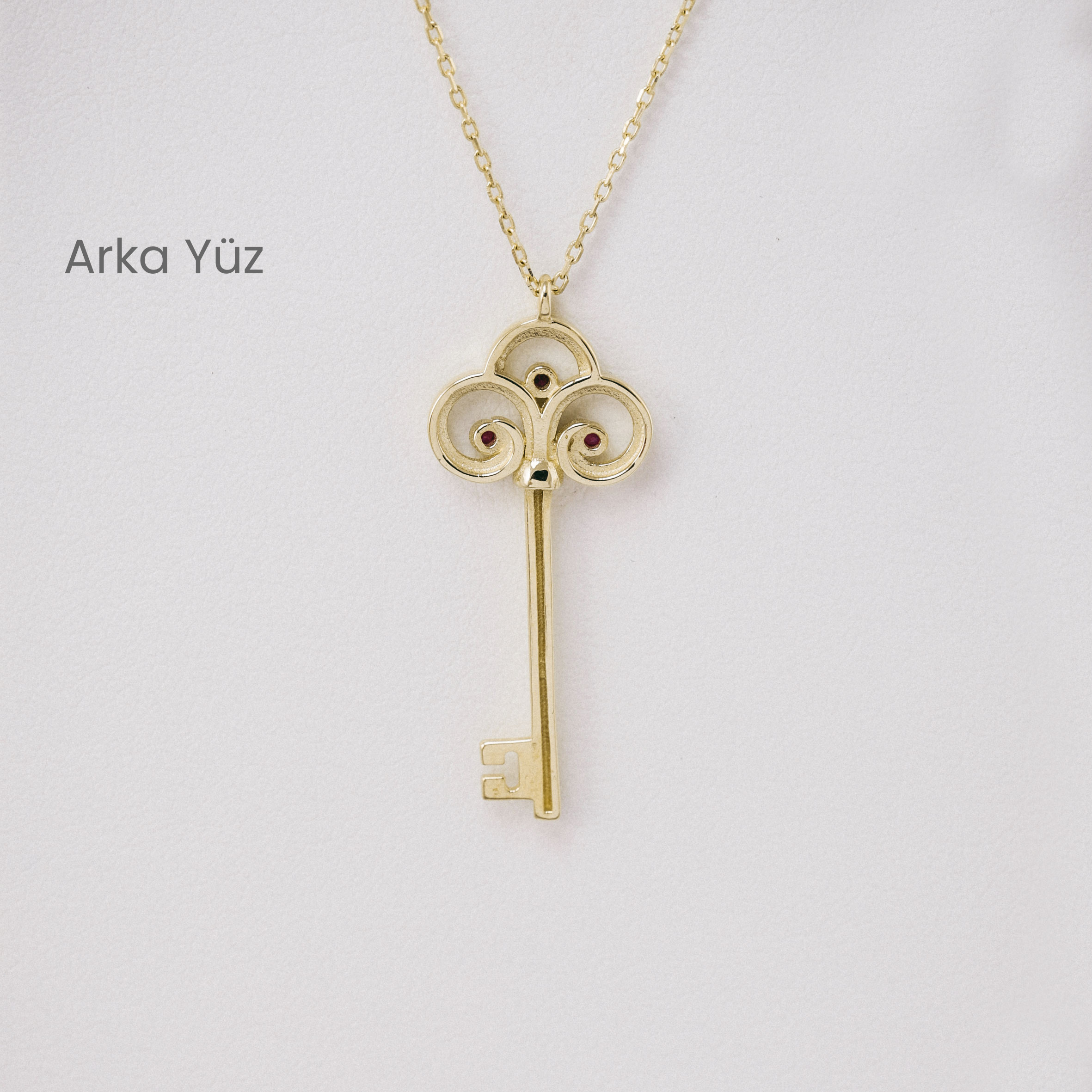 14 Ayar Altın Aşkın Anahtarı Kolye