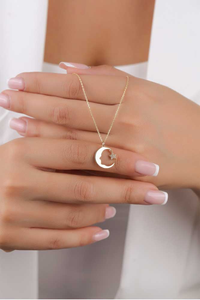 14 Ayar Altın Atatürk Silüeti Kolye