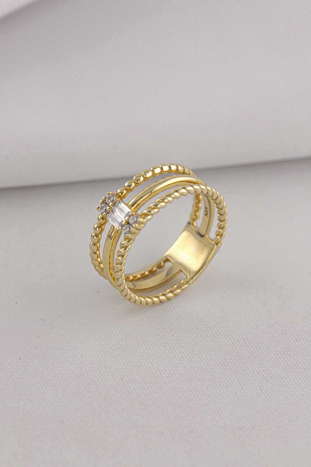 Özel Tasarım Yüzük 14 Ayar Altın Baget Taşlı Trend Yüzük