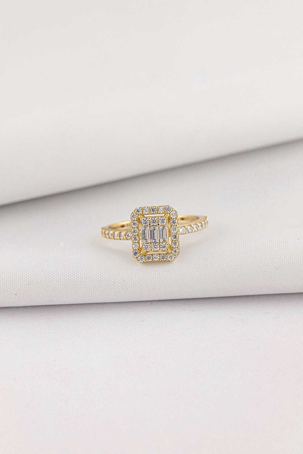 Baget Yüzükler 14 Ayar Altın Baget Taşlı Yüzük