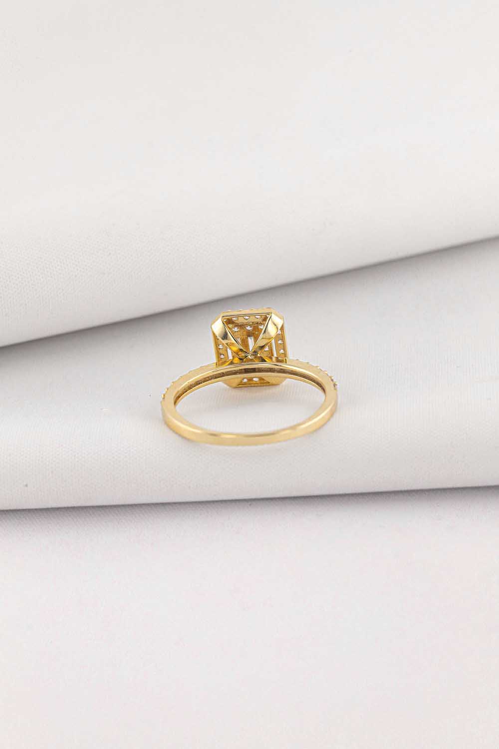 Baget Yüzükler 14 Ayar Altın Baget Taşlı Yüzük