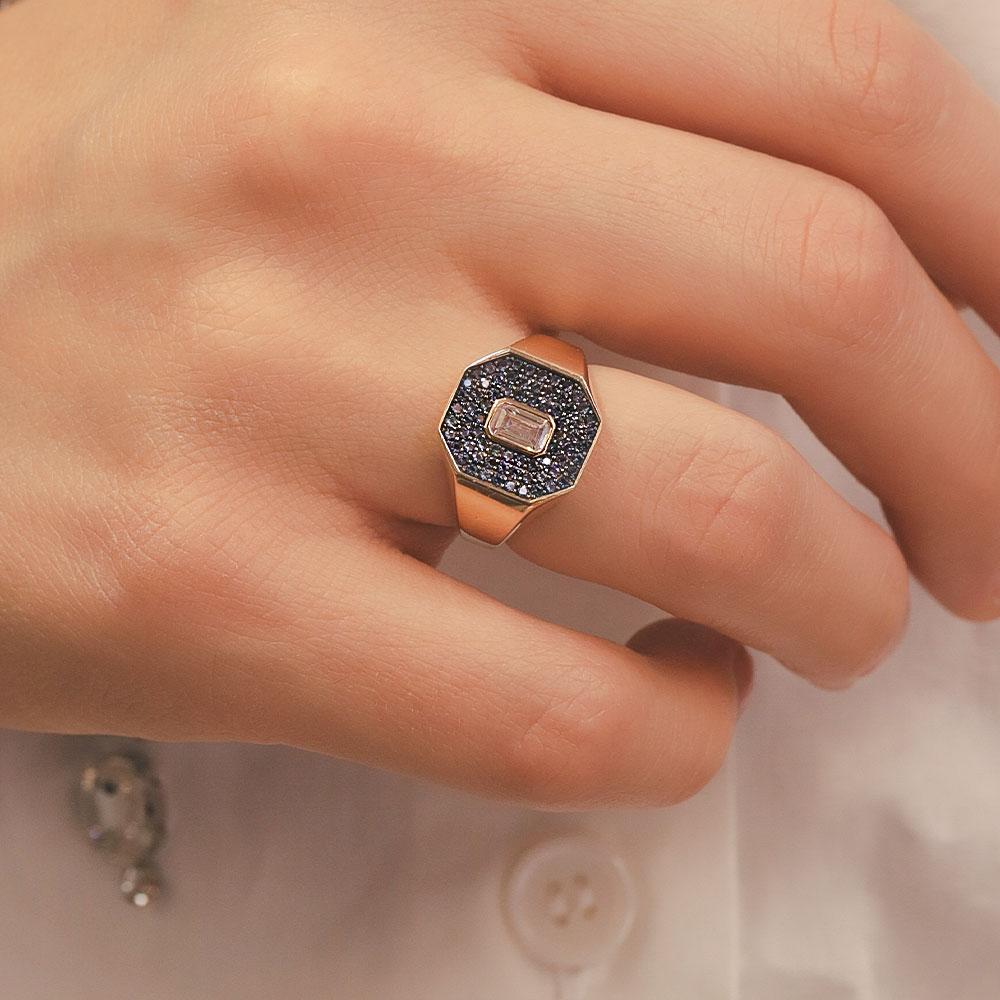 14 Ayar Altın Baget Taşlı Yüzük