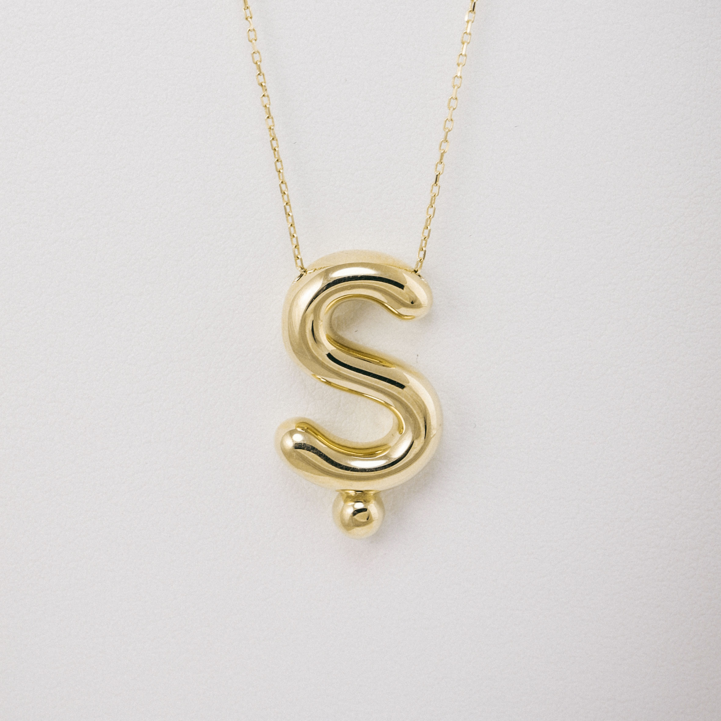 14 Ayar Altın Balon Ş Harfi Kolye