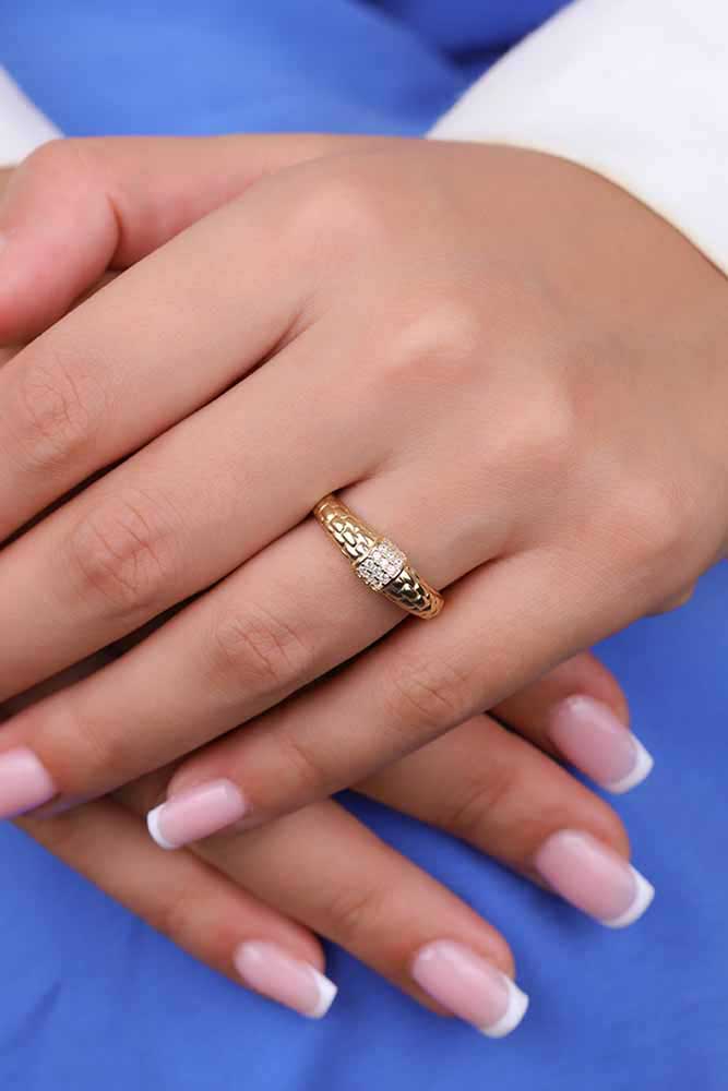 Yüzükler 14 Ayar Altın Bombeli Taşlı Yüzük