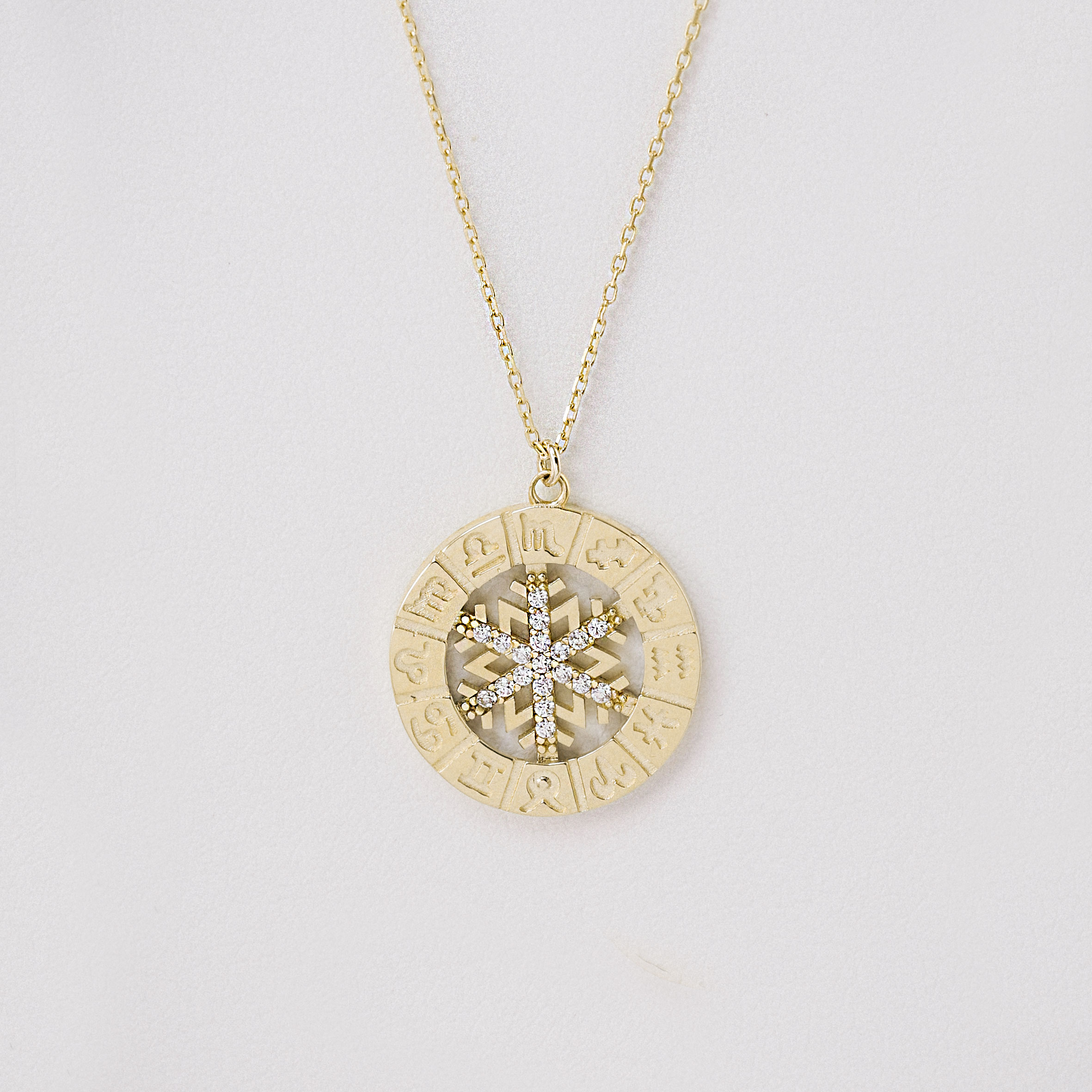 14 Ayar Altın Burç Sembolü ve Kar Tanesi Kolye