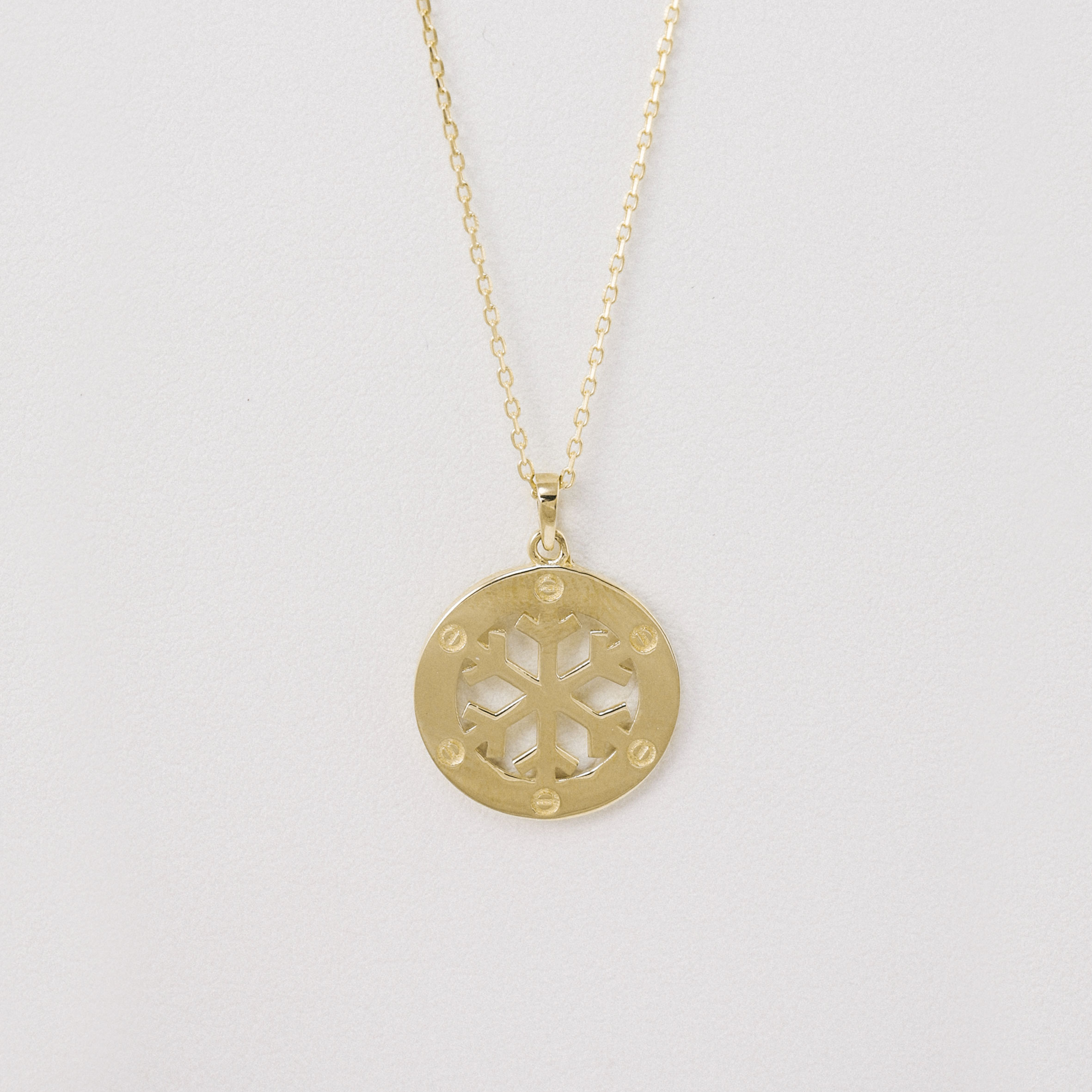 14 Ayar Altın Çiçek Motifli Kolye