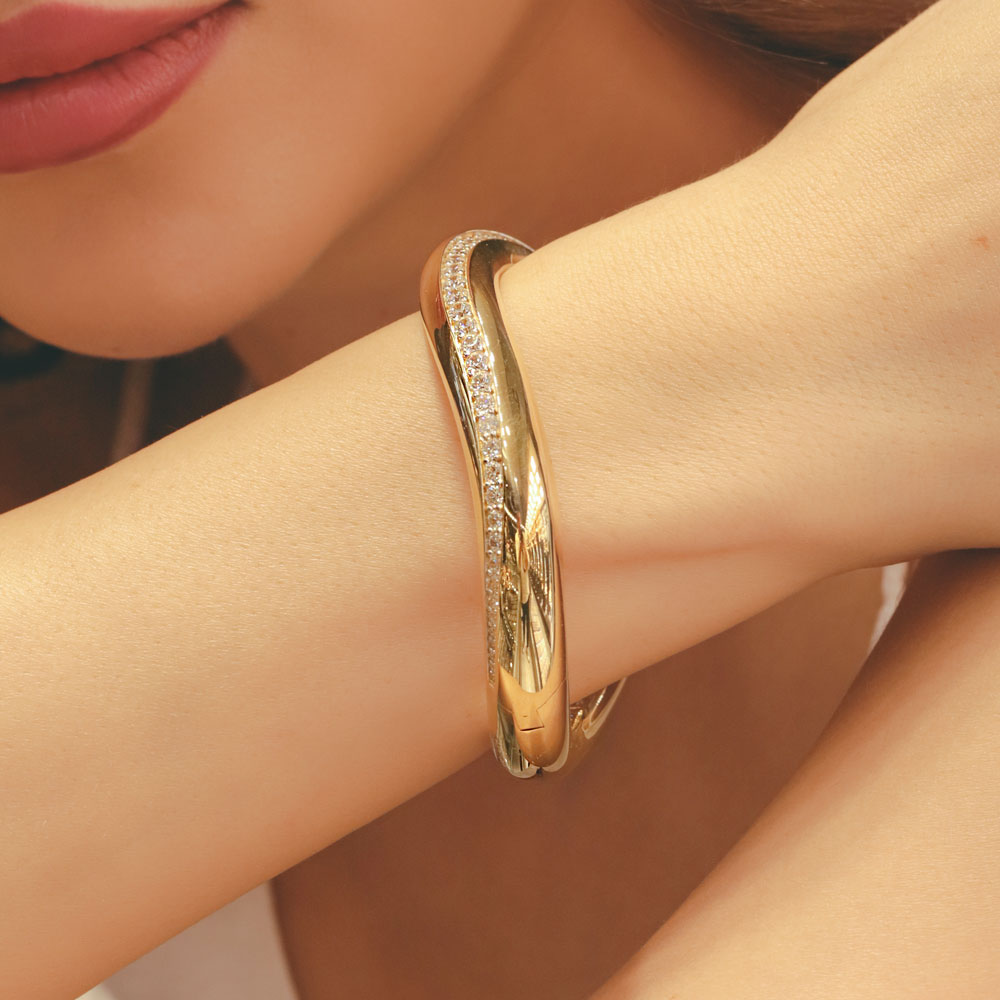 14 Ayar Altın Dalgalı Tasarım Taşlı Kelepçe Bileklik