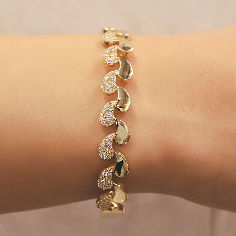 14 Ayar Altın Damla Desenli Taşlı Kelepçe Bileklik