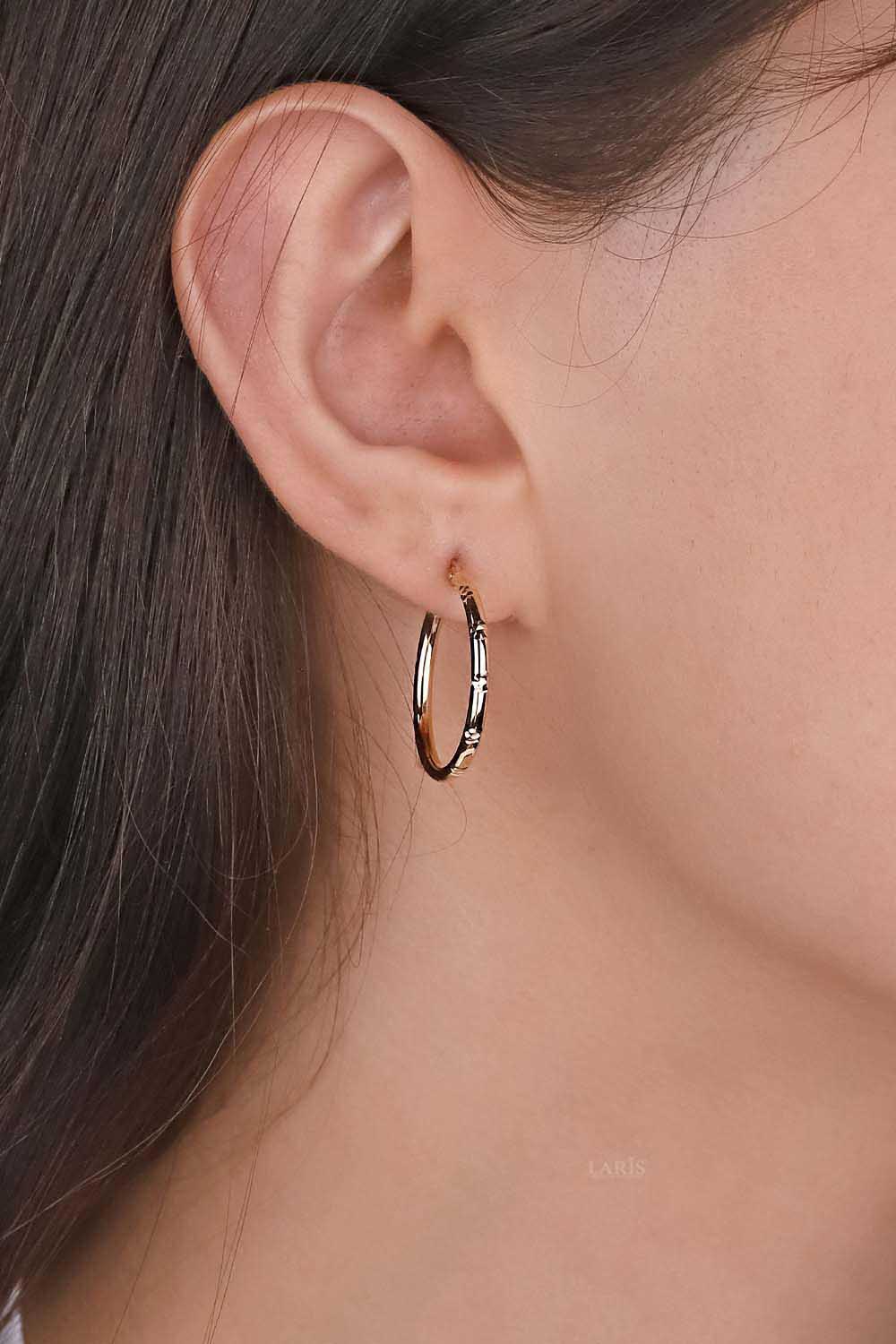 14 Ayar Altın Desenli Halka Küpe