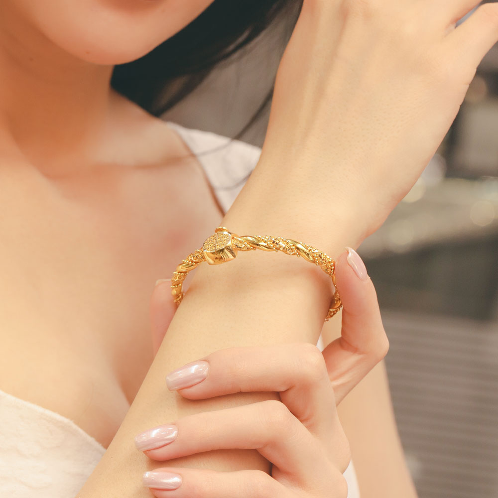 14 Ayar Altın Dokulu Ajda Bileklik