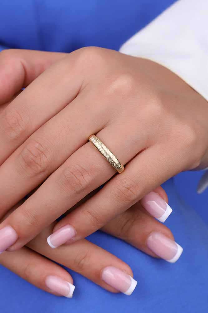 14 Ayar Altın Dokulu Yüzük 