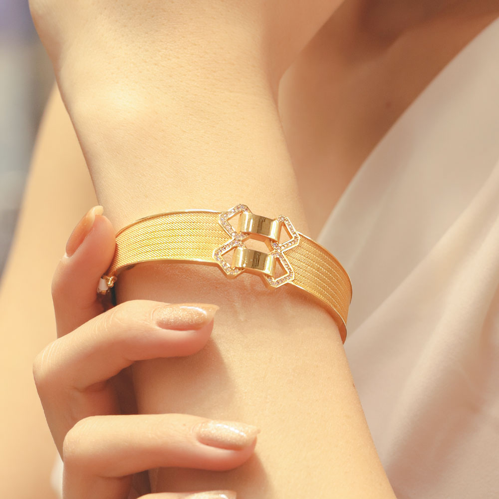 14 Ayar Altın Fantezi Trabzon Hasır Kelepçe Bileklik