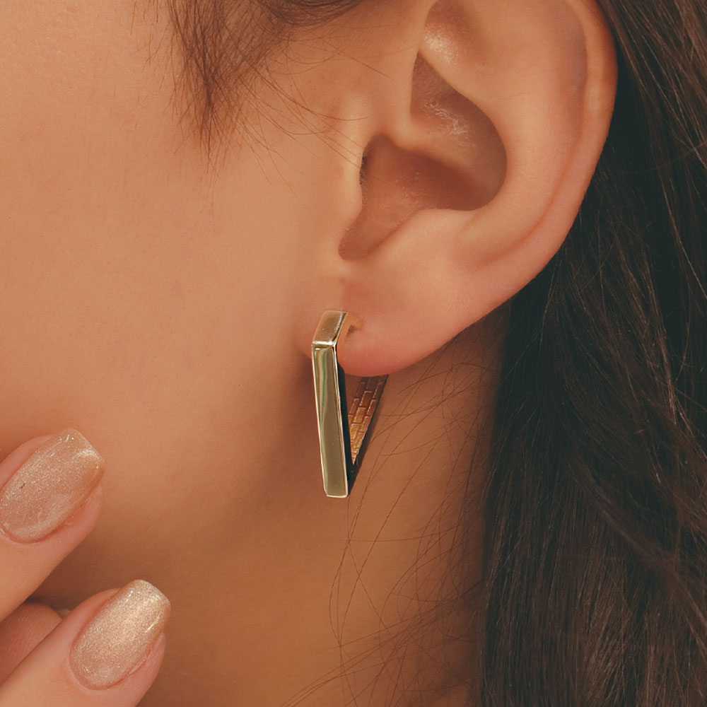 14 Ayar Altın Geometrik Formlu Minimal Küpe