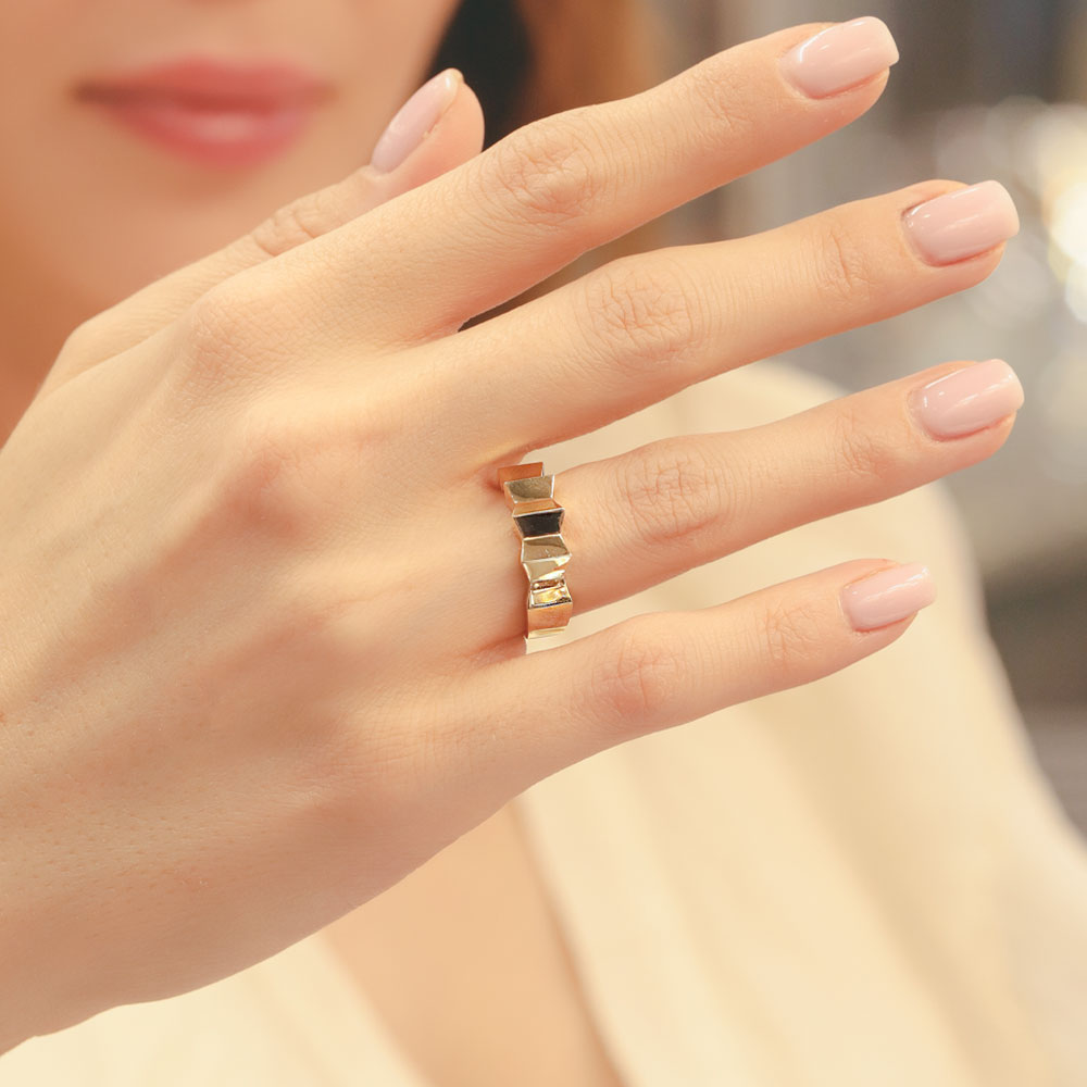 14 Ayar Altın Geometrik Formlu Yüzük