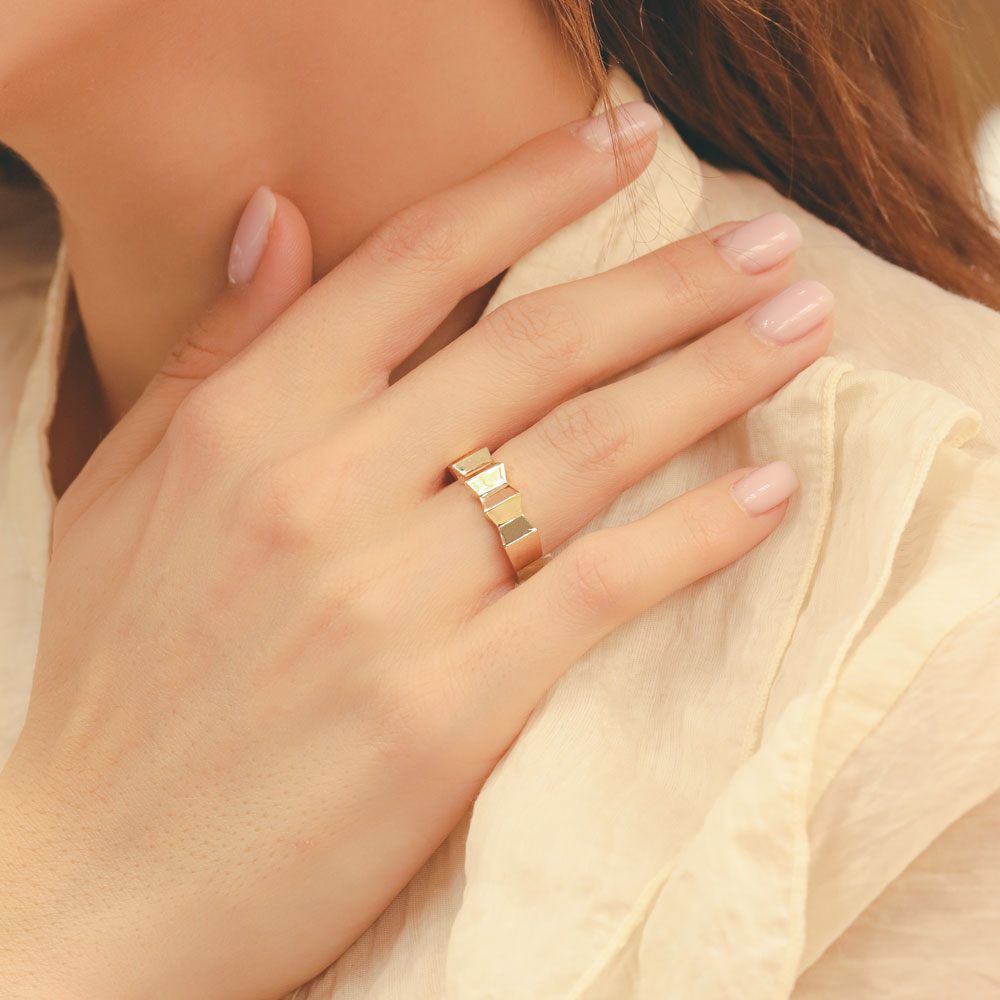 14 Ayar Altın Geometrik Formlu Yüzük