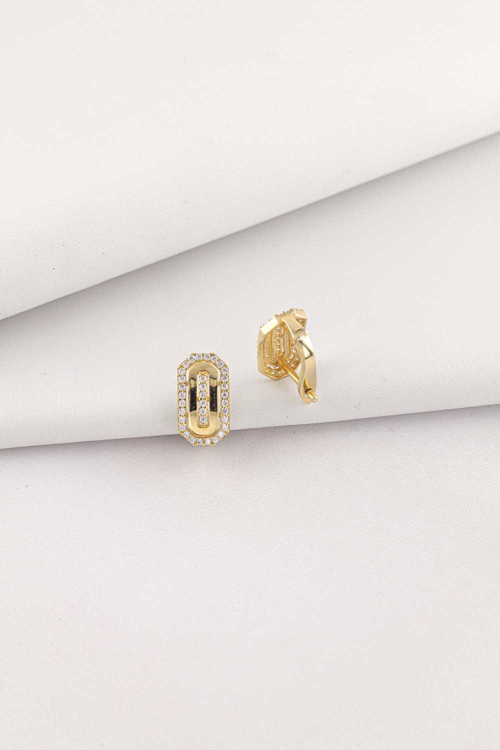 14 Ayar Altın Geometrik Taşlı Küpe