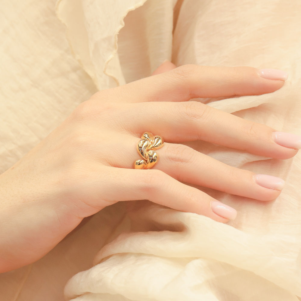 14 Ayar Altın Hareli Damla Formlu Zincir Yüzük