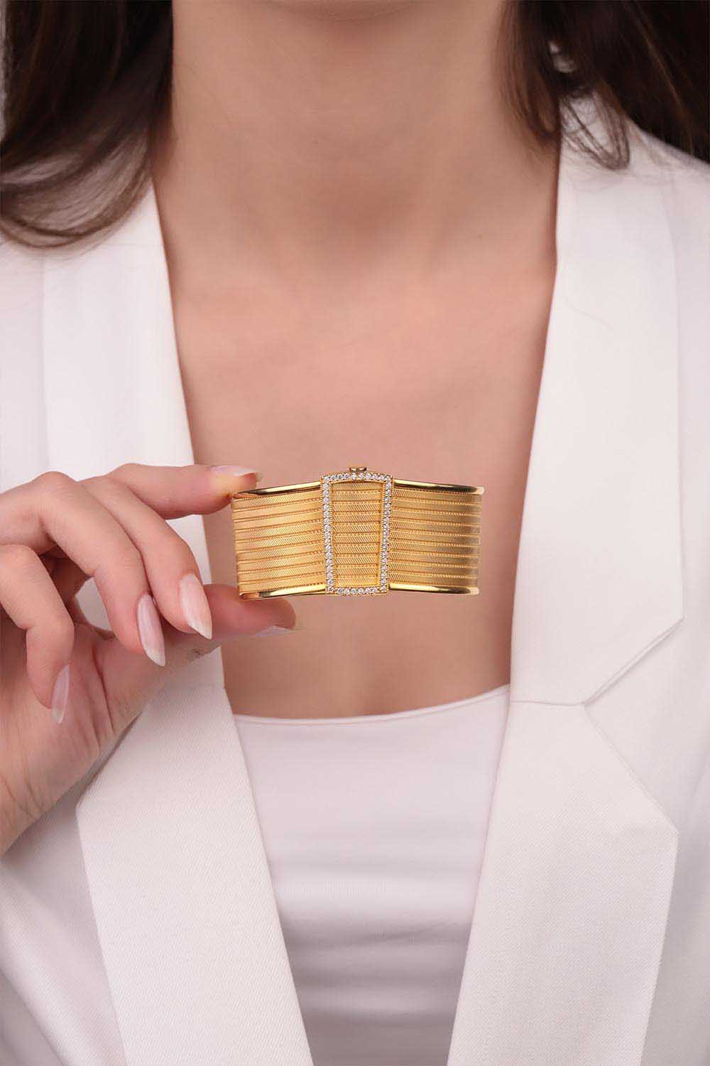 Trabzon Hasırı 14 Ayar Altın Hasır Kelepçe Bileklik