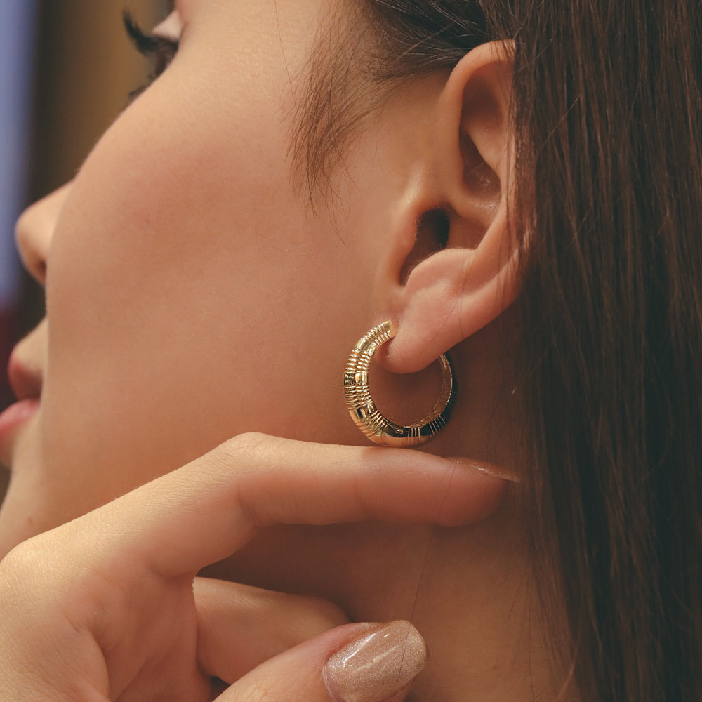 14 Ayar Altın İşlemeli Fantezi Halka Küpe