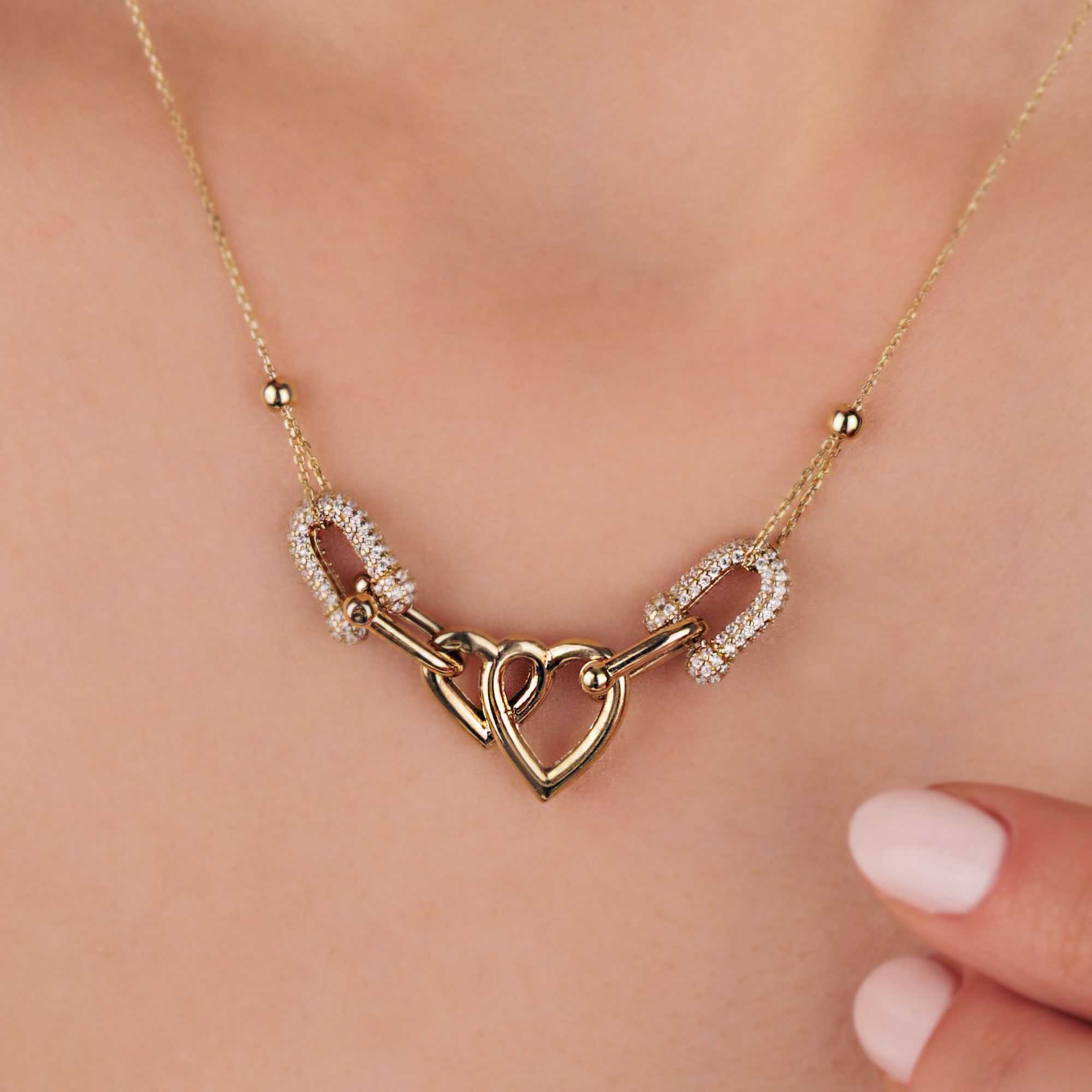 Zincir Kolye 14 Ayar Altın Kalpli Taşlı Kolye