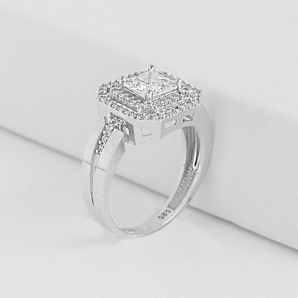 14 Ayar Altın Kare Taşlı Yüzük