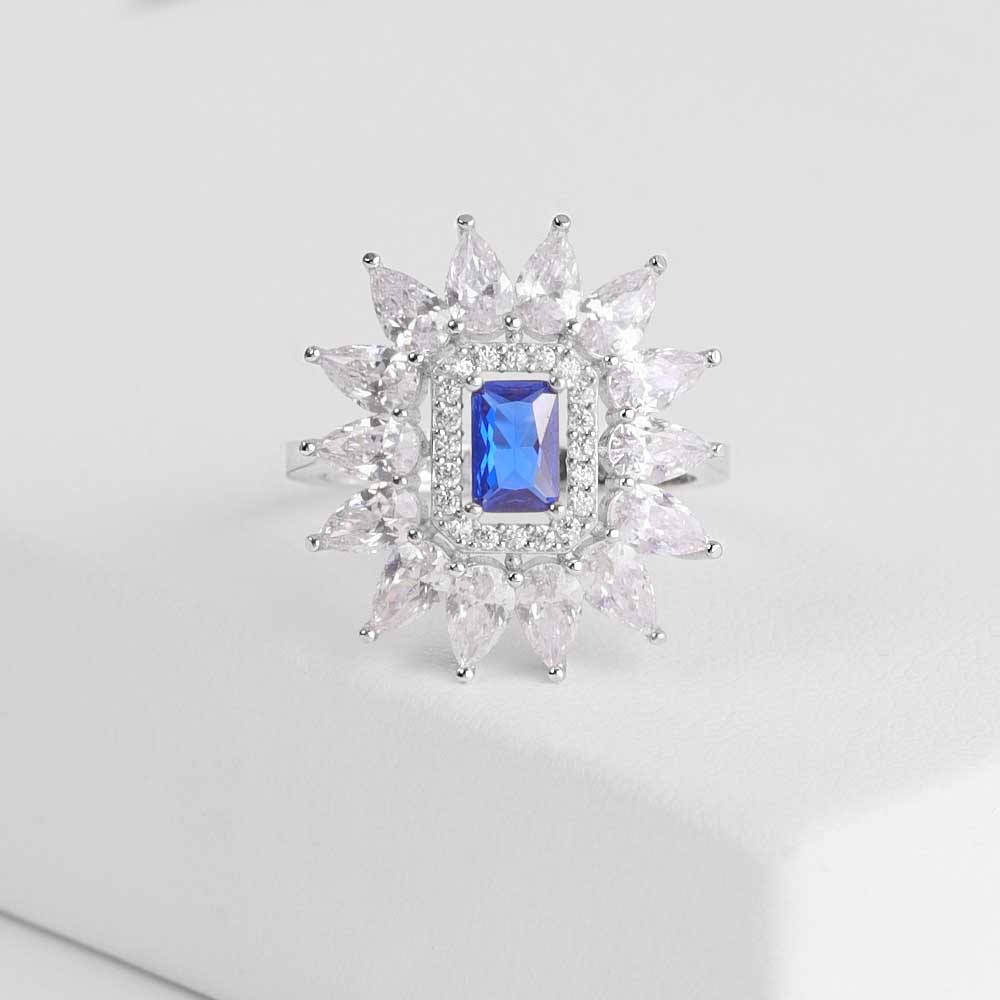 14 Ayar Altın Mavi Quartz Baget Taşlı Yüzük