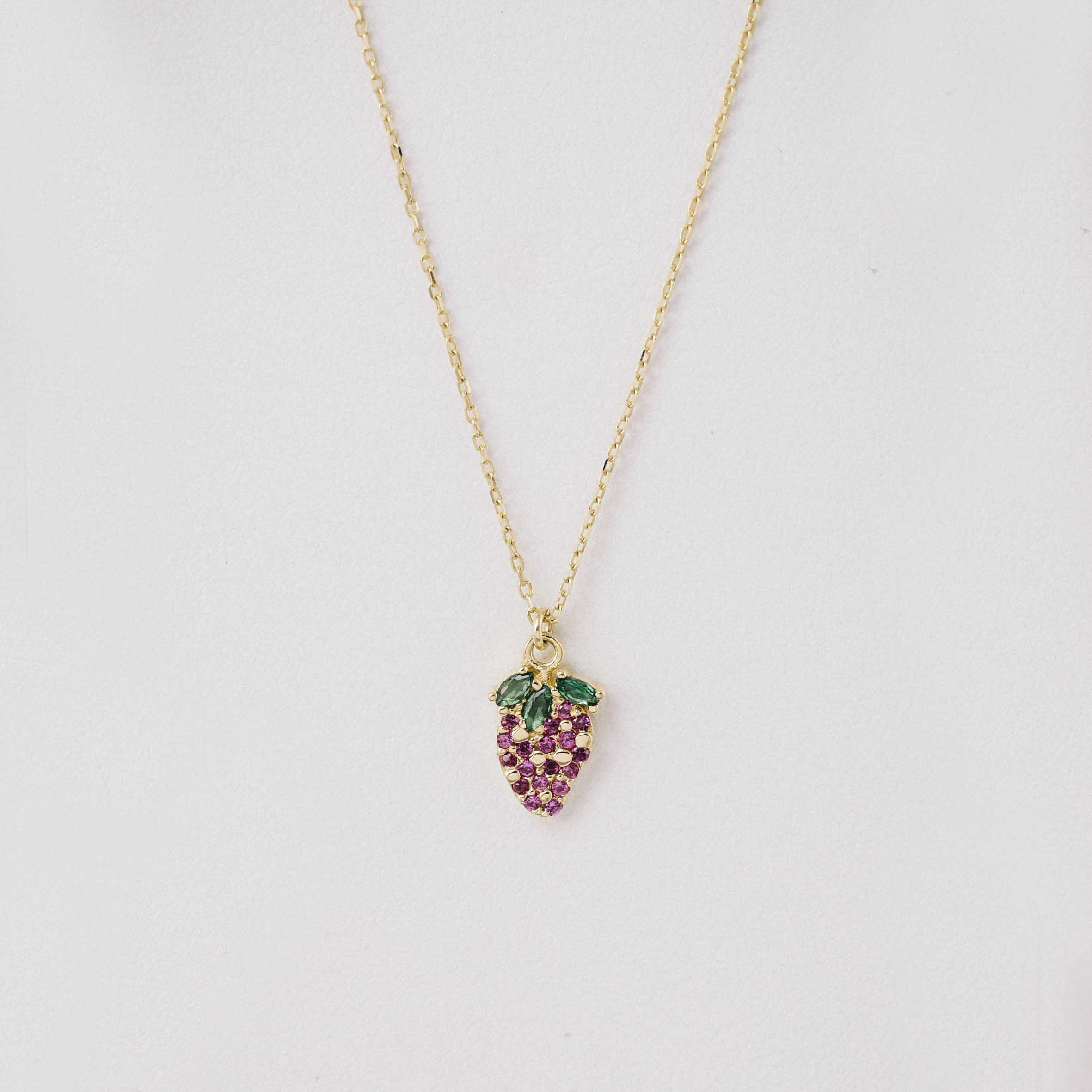 14 Ayar Altın Mine İşlemeli Üzüm Figürlü Kolye