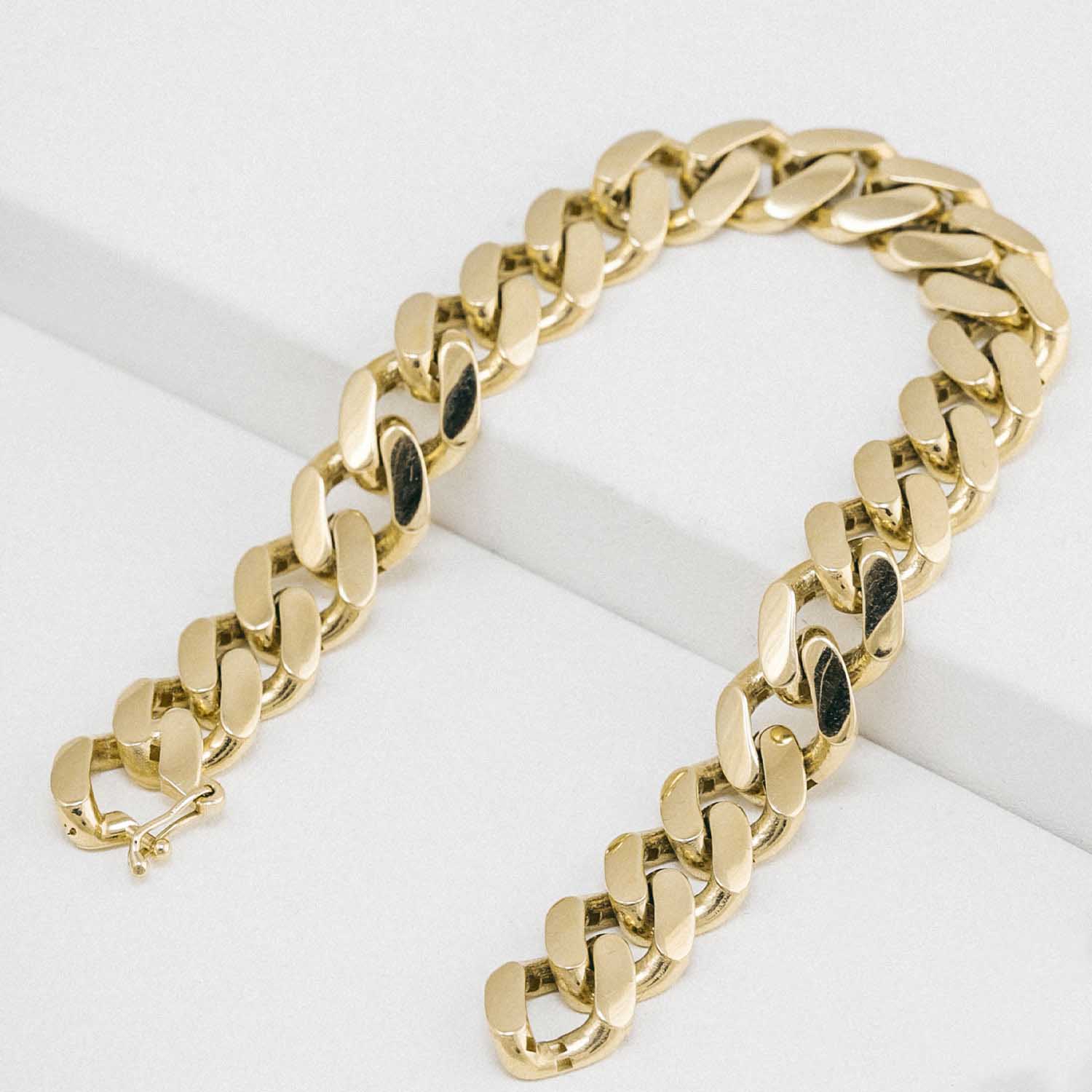 14 Ayar Altın Minimal Gurmet Bileklik