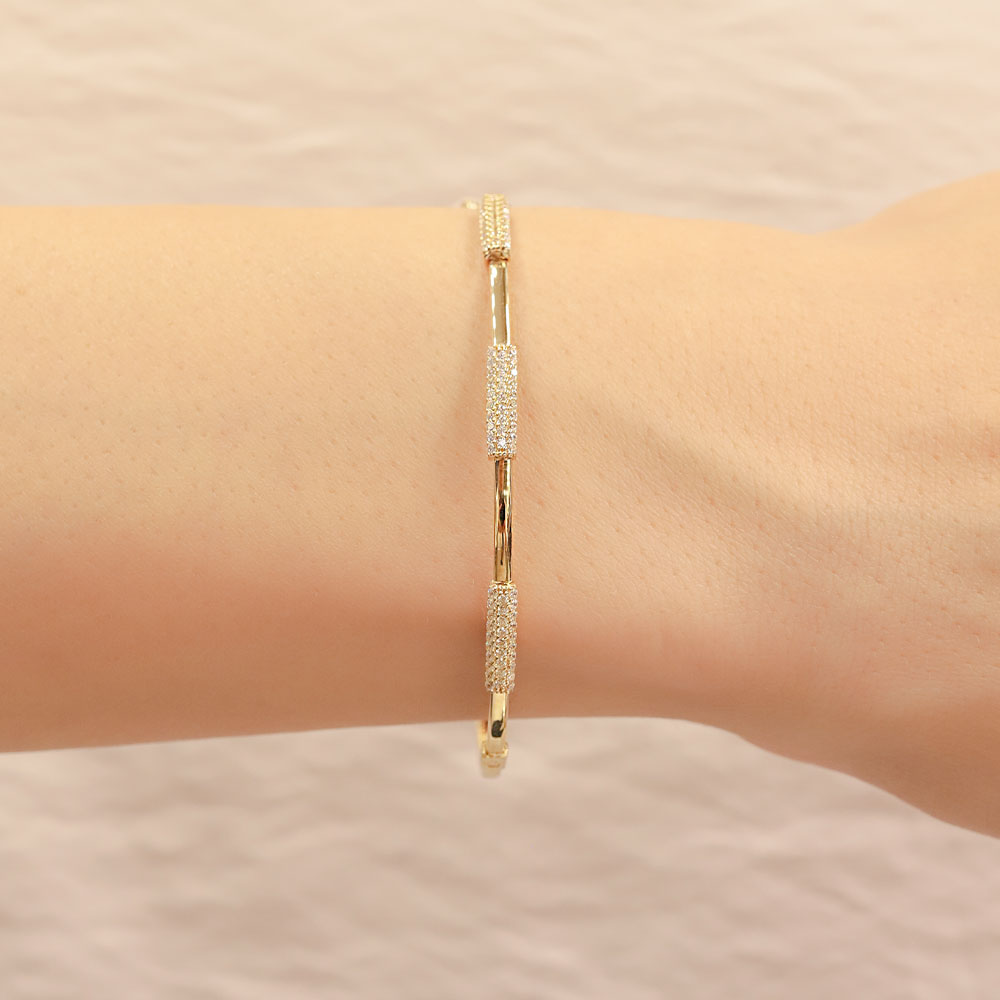 14 Ayar Altın Minimal Oval Taşlı Kelepçe Bileklik