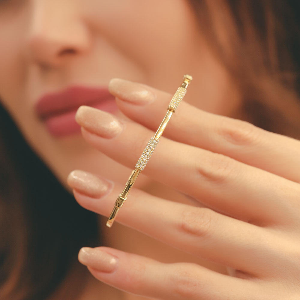 14 Ayar Altın Minimal Oval Taşlı Kelepçe Bileklik