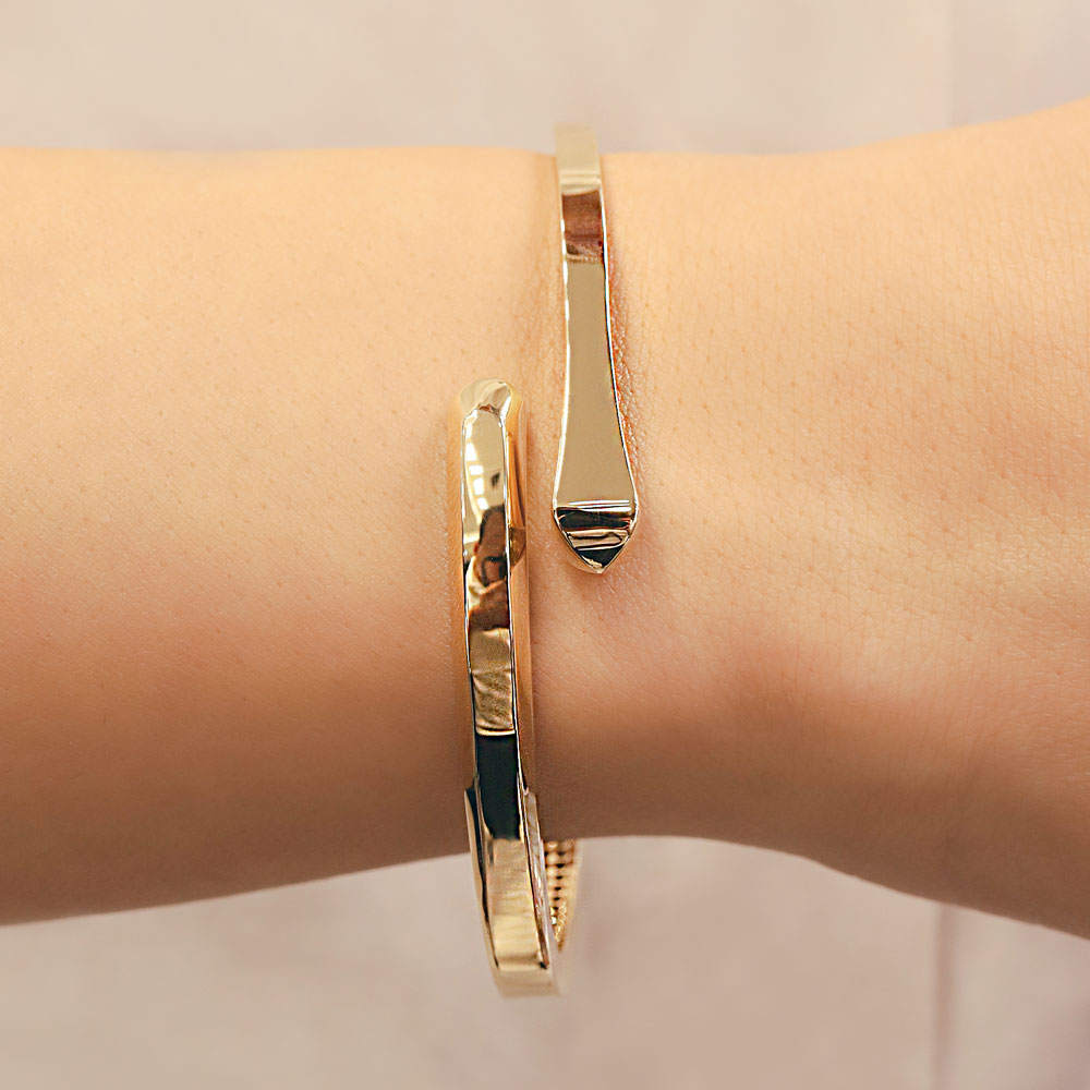 14 Ayar Altın Minimalist Tasarım Kelepçe Bileklik