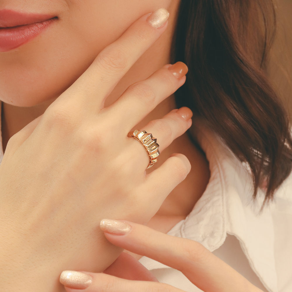 Özel Tasarım Yüzük 14 Ayar Altın Modern Kesim Yüzük