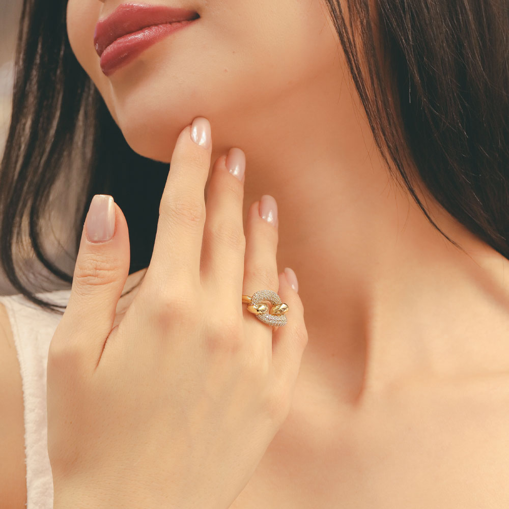 14 Ayar Altın Modern Spor Halka Form Taşlı Yüzük