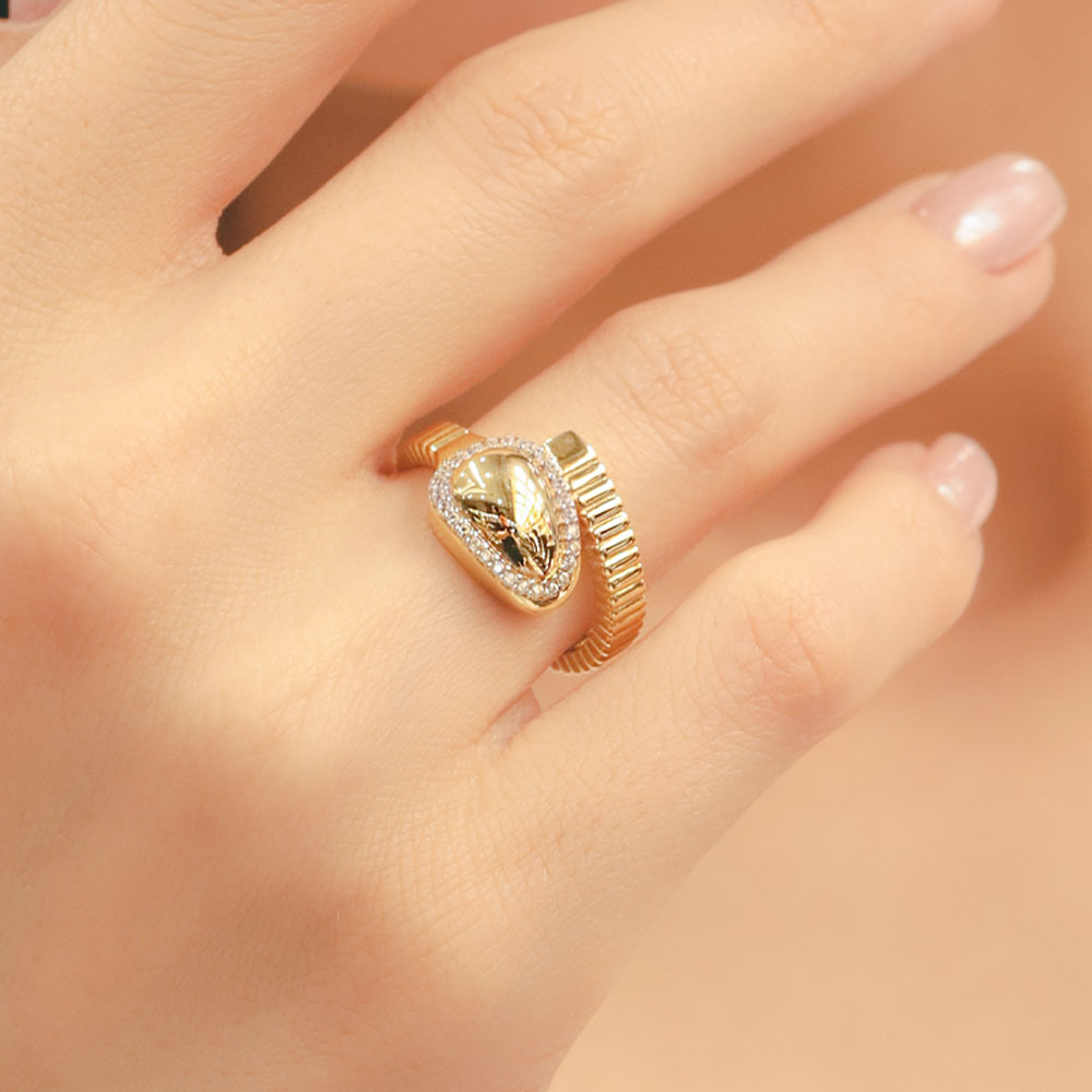 14 Ayar Altın Modern Spor Yılan Formlu Taşlı Yüzük