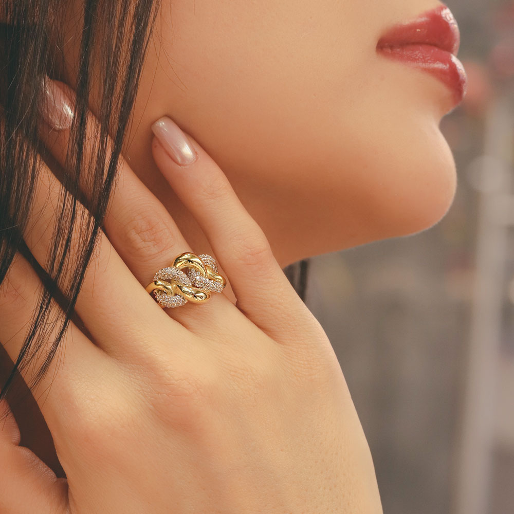 14 Ayar Altın Modern Spor Zincir Form Taşlı Yüzük