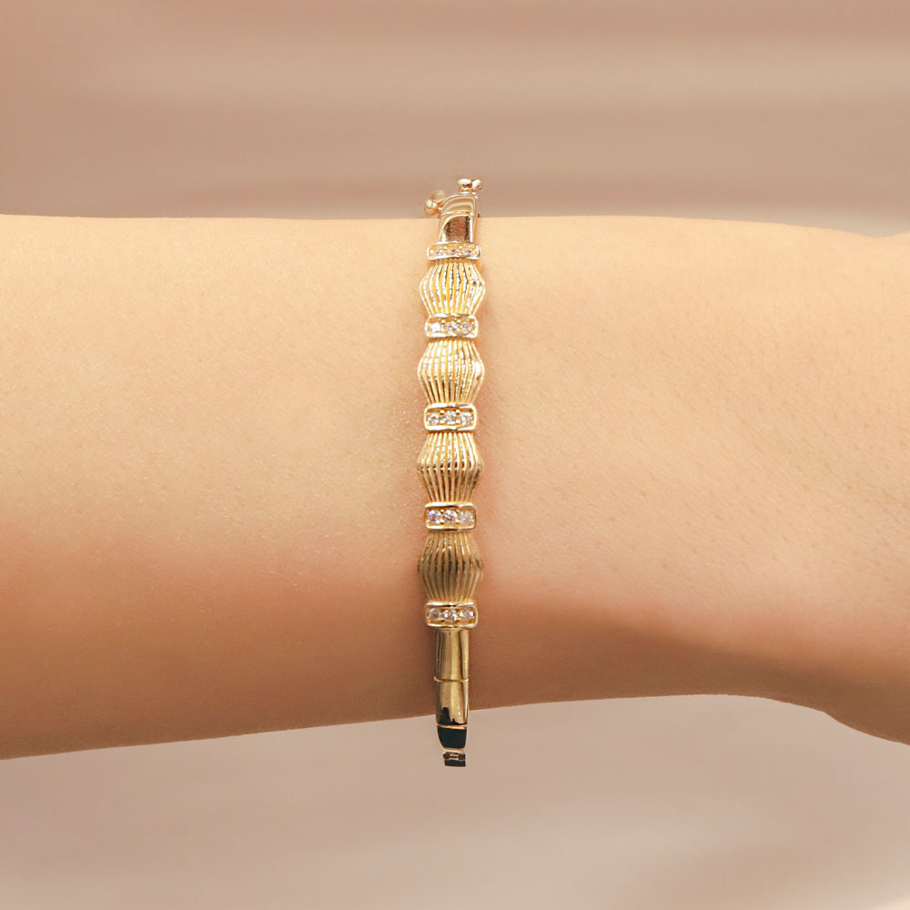 Fantezi Bileklik 14 Ayar Altın Motifli Taş Detaylı Kelepçe Bileklik