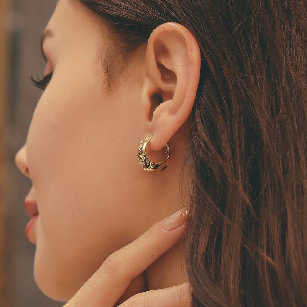 14 Ayar Altın Organik Form Halkalı Küpe