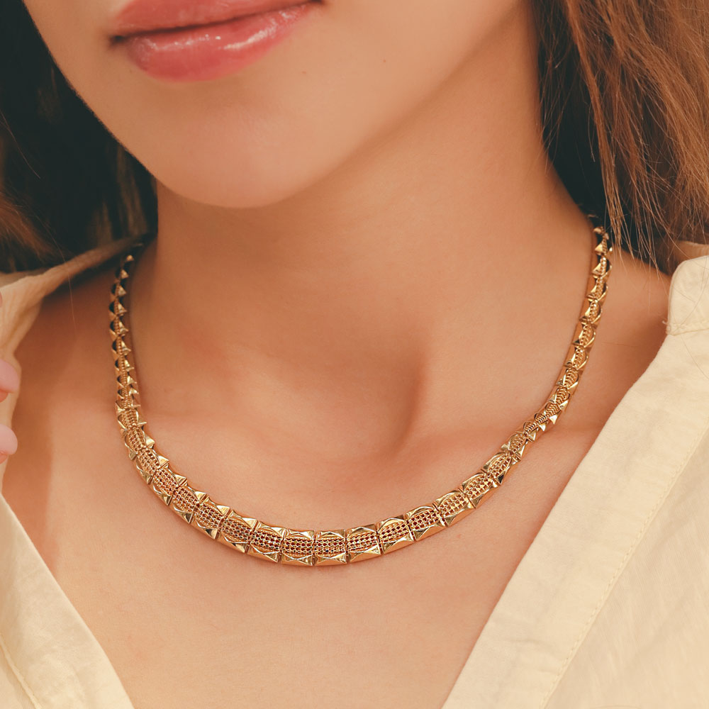 14 Ayar Altın Piramit Desenli Gerdanlık