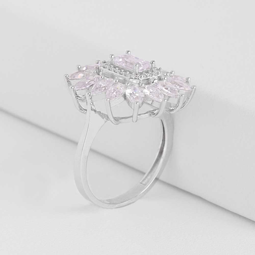 14 Ayar Altın Quartz Baget Taşlı Yüzük