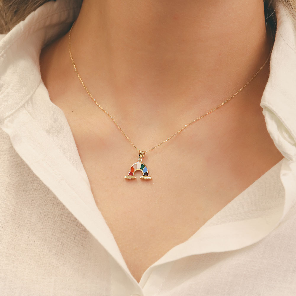 14 Ayar Altın Renkli Gökkuşağı Figürlü Kolye