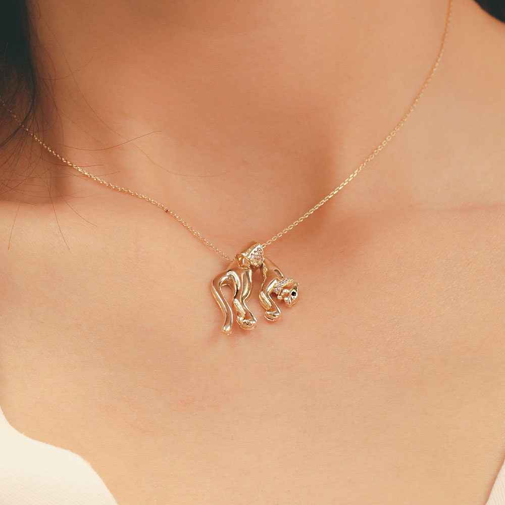 14 Ayar Altın Sanatsal Panter Kolye