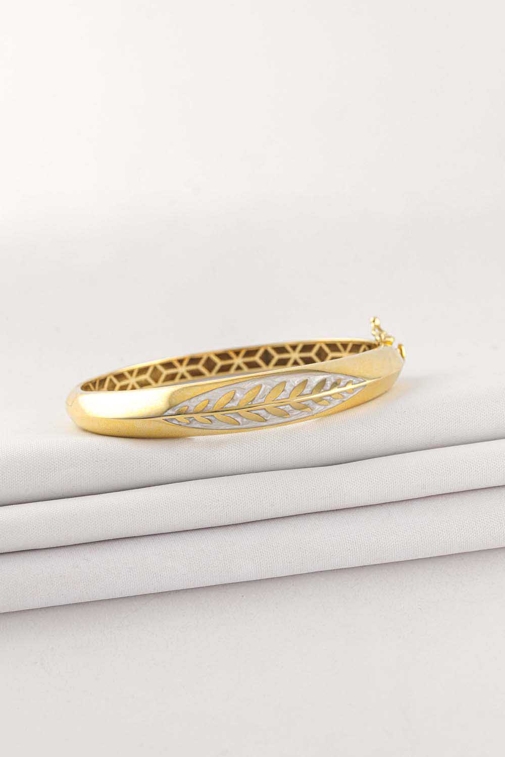 14 Ayar Altın Sedef Mineli Kelepçe Bilezik