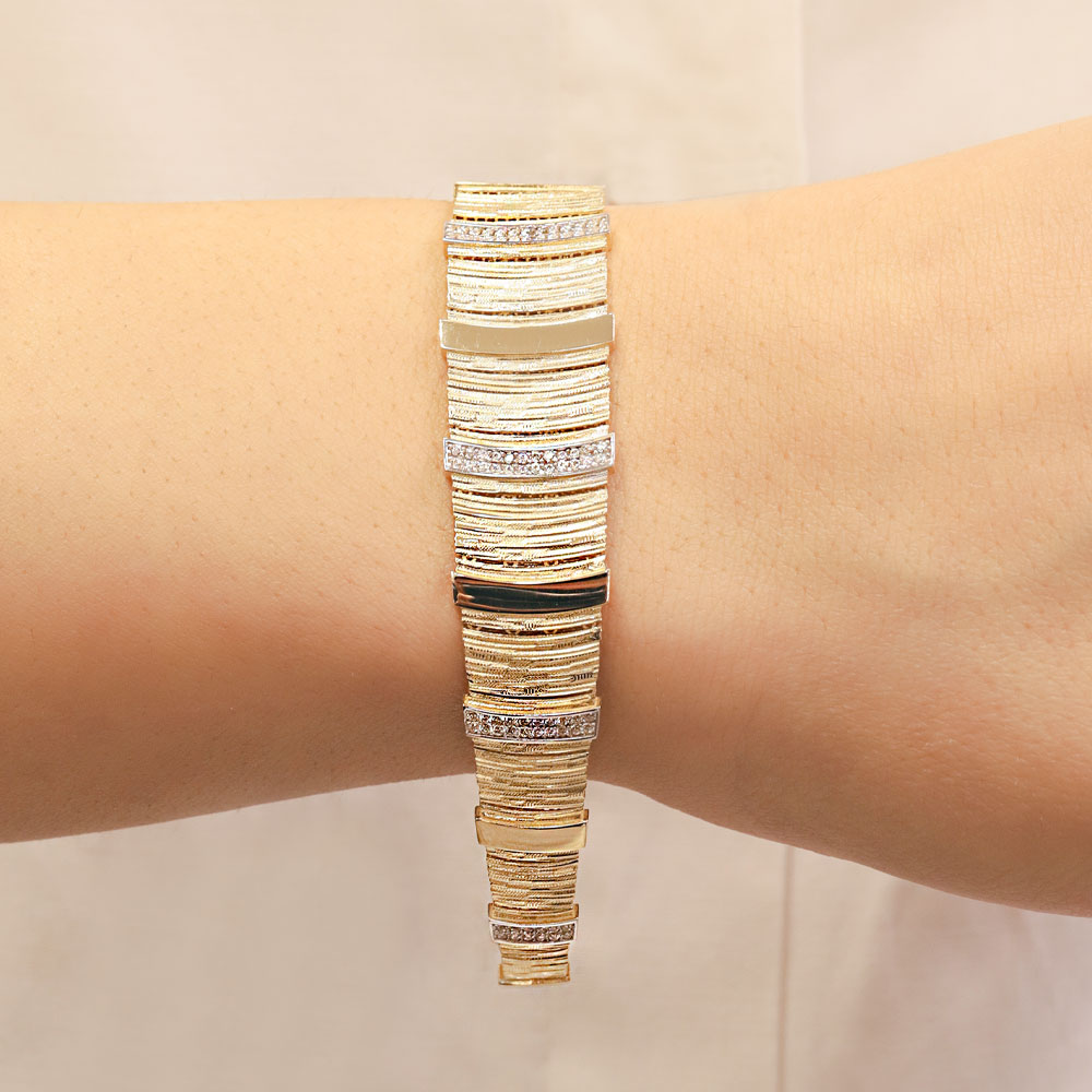 14 Ayar Altın Sıralı Çizgi Desenli Taş Detaylı Bileklik