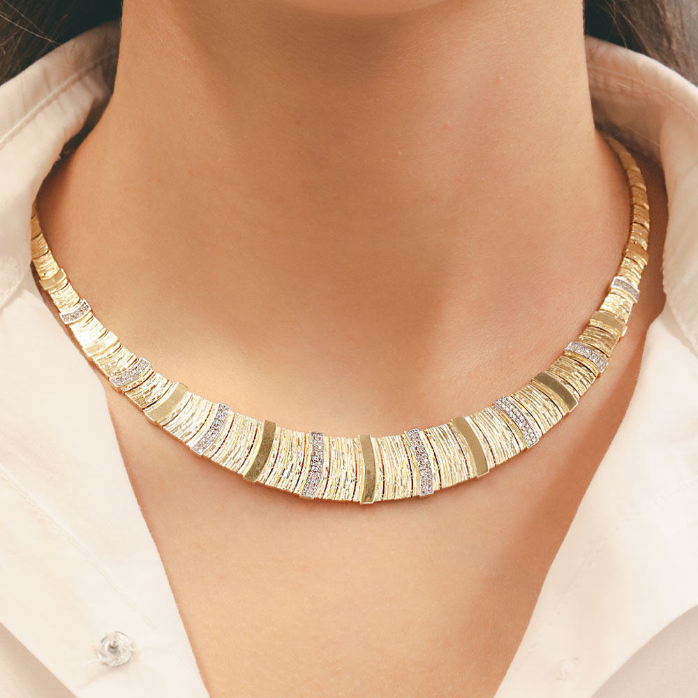 14 Ayar Altın Sıralı Çizgi Desenli Taş Detaylı Gerdanlık Kolye