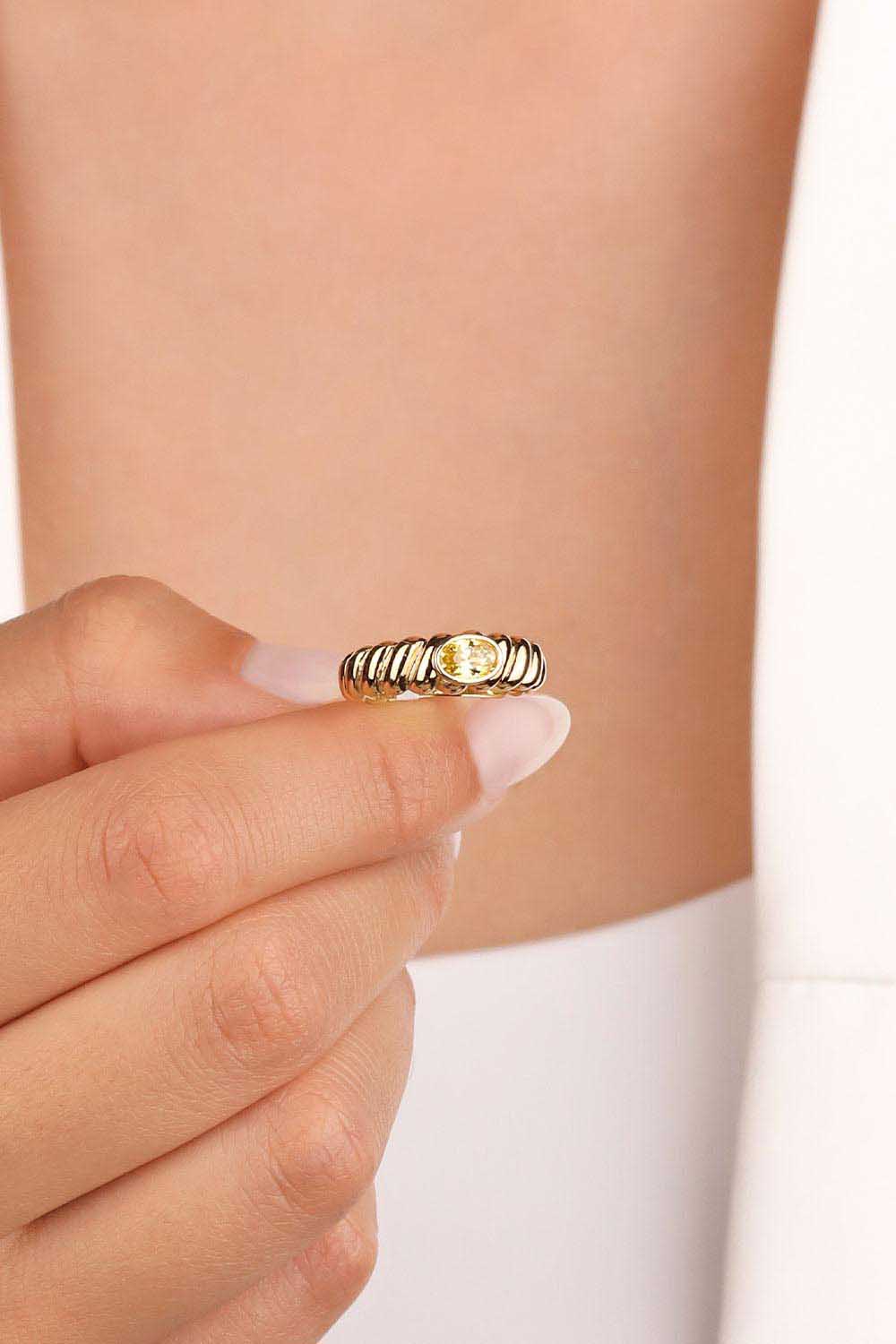 14 Ayar Altın Sitrin Taşlı Vintage Yüzük 