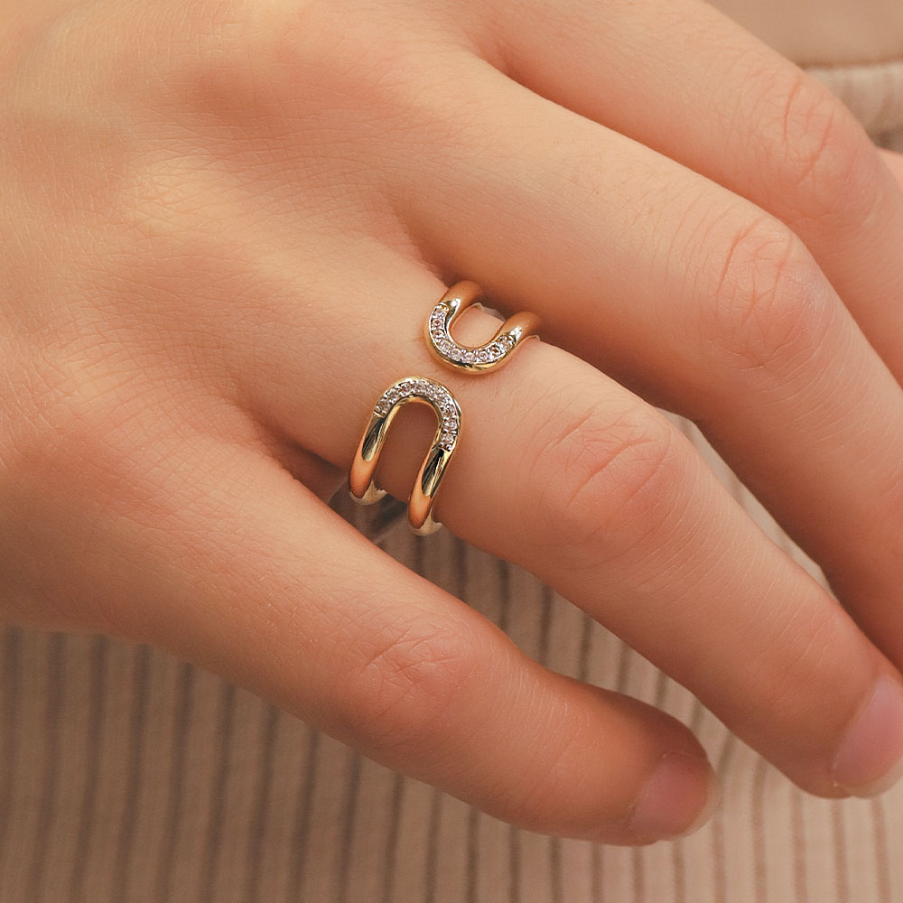 14 Ayar Altın Taş Detaylı Çift U Form Yüzük