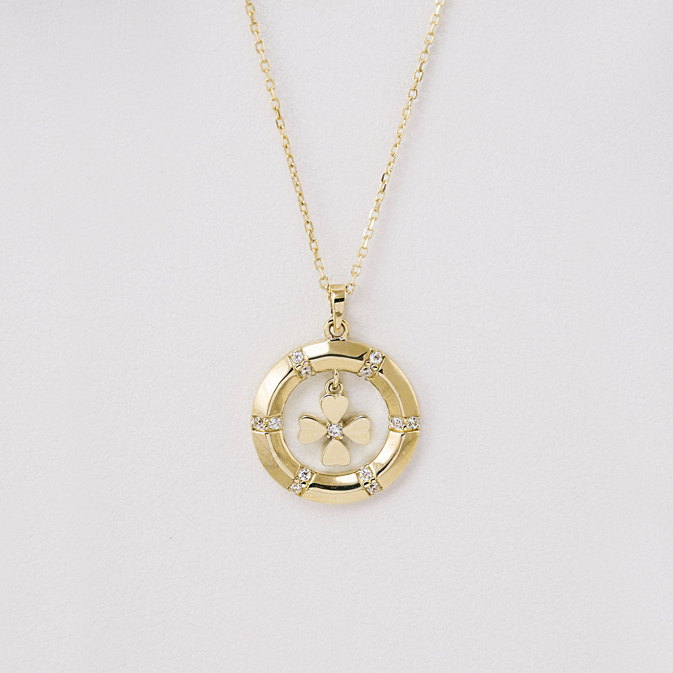 14 Ayar Altın Taş Detaylı Hareketli Yonca Kolye