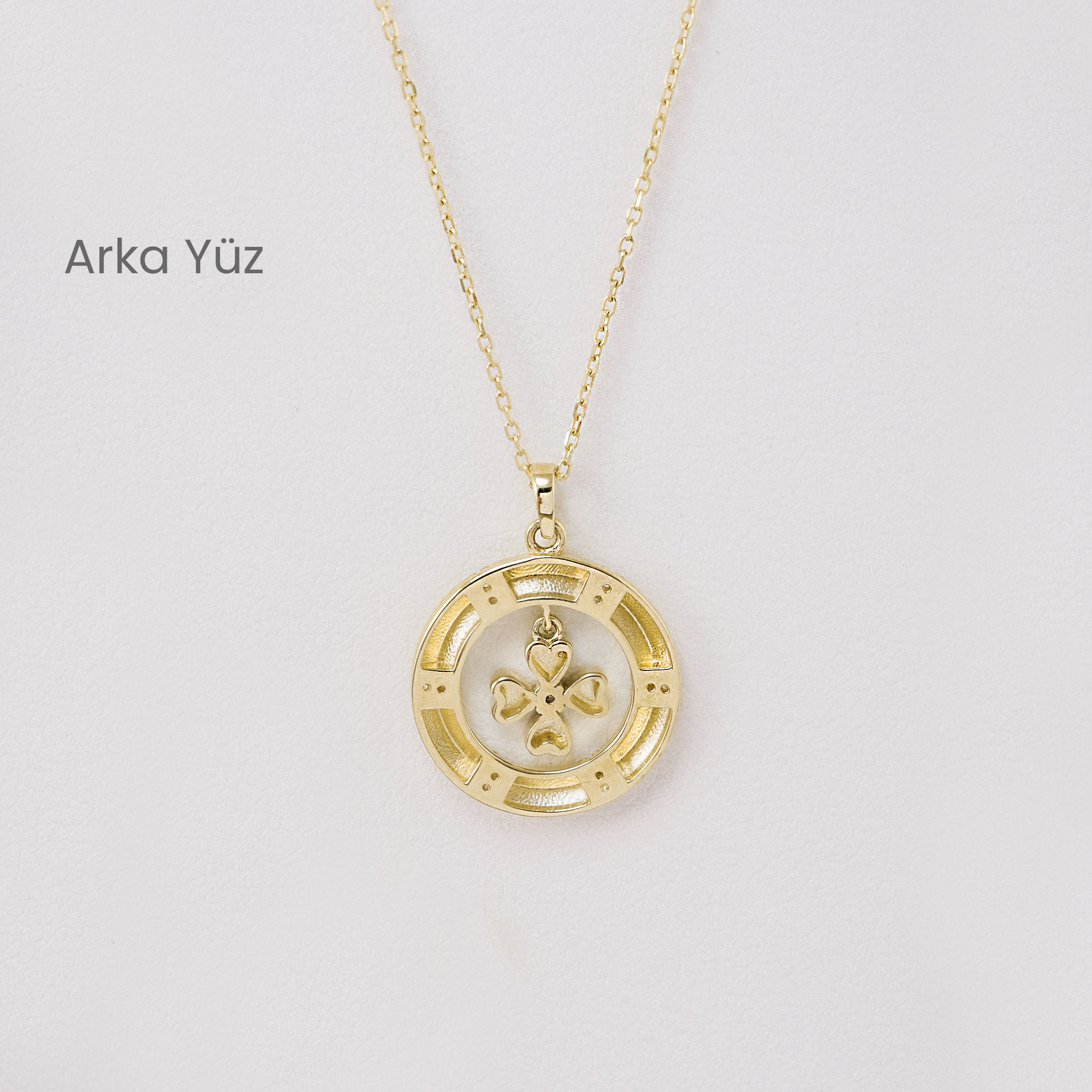 14 Ayar Altın Taş Detaylı Hareketli Yonca Kolye